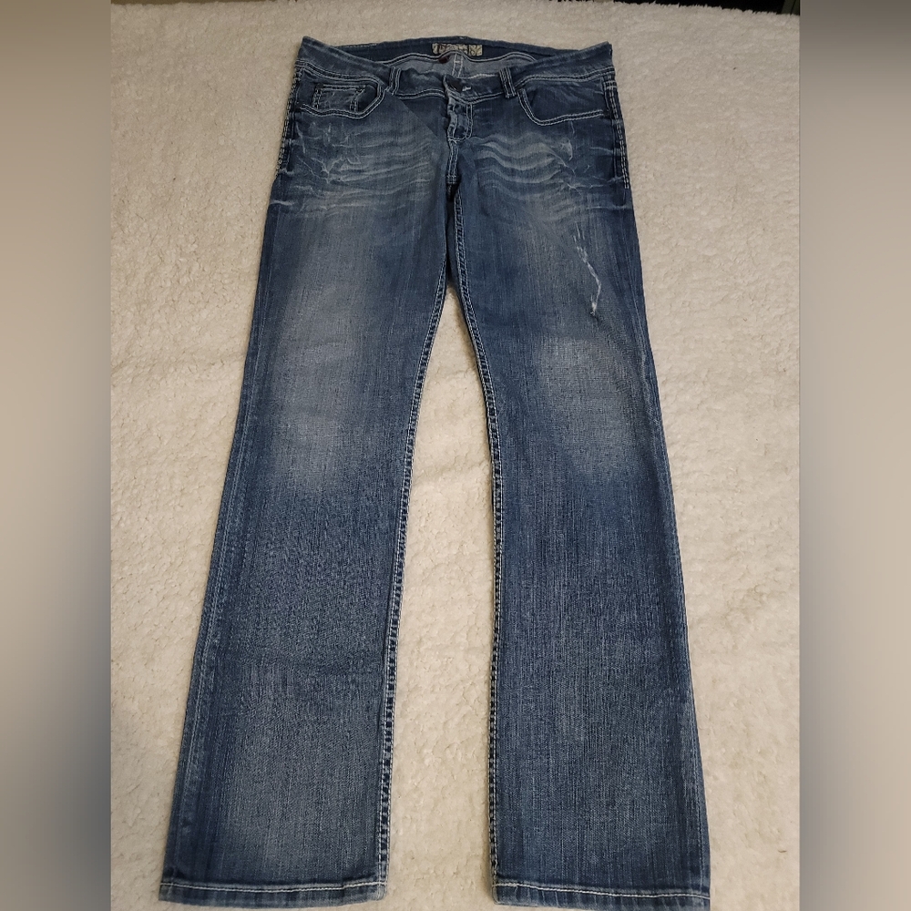 BKE Sabrina Bootcut Jeans Size 31x31.5 Medium Wash Distressed